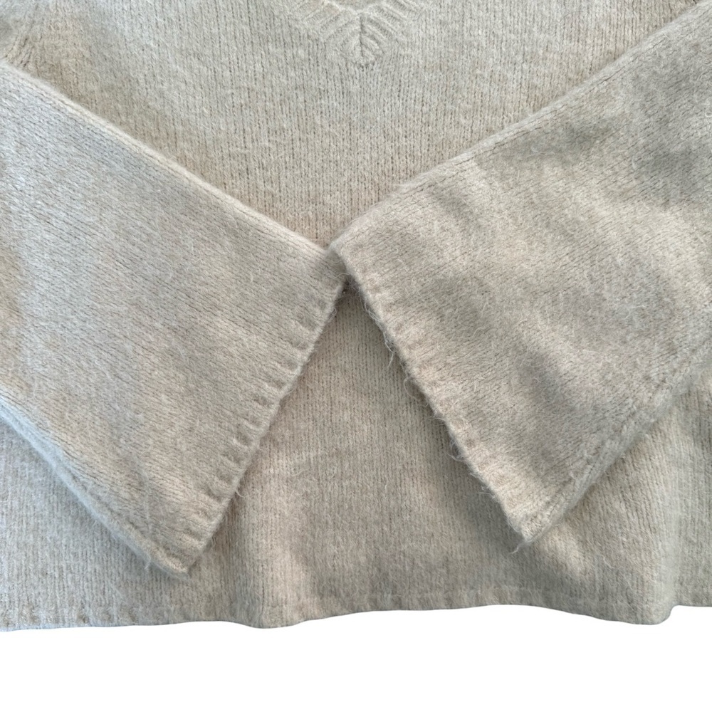OAK + FORT V-Neck Cream Sweater With Bell Sleeves Size S Fluffy Texture Boho - Picture 8 of 14